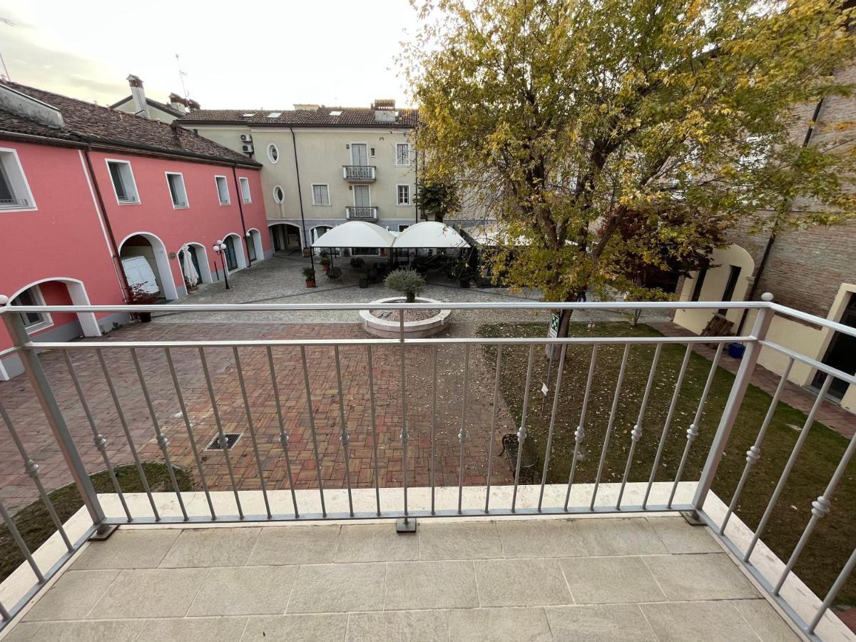 Castramajora Alloggi Casalmaggiore Bagian luar foto